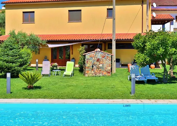 Casa Cova Do Barro 4*